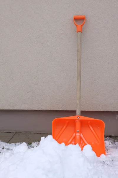 Snowshovel — Stockfoto