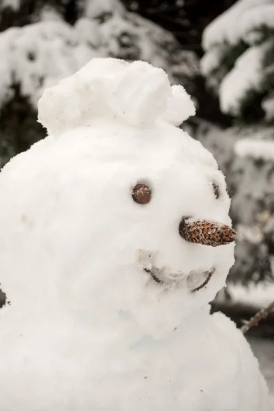 うれしそうな雪だるま — ストック写真