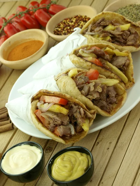 Gyros ou kebab — Fotografia de Stock