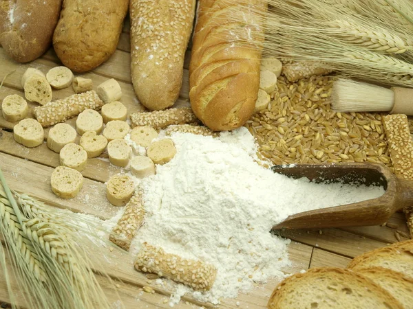 Пшениця і борошна — стокове фото