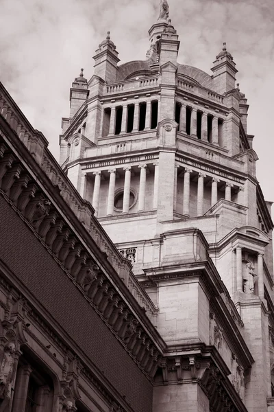 ヴィクトリア ＆ アルバート博物館、ロンドン — 图库照片