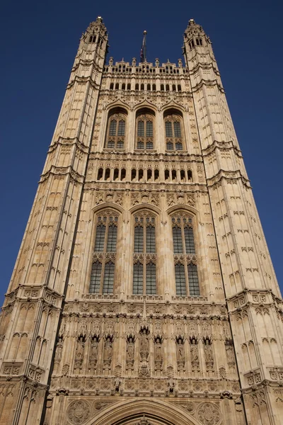 Domy parlamentu ve Westminsteru v Londýně — Stock fotografie