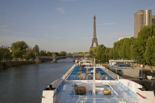 Rzeki Sekwany i eiffel wieża, Paryż — Zdjęcie stockowe