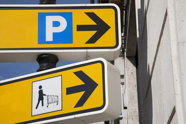 Shopping and Parking Sign — Stock Photo, Image