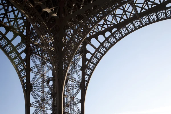 Primo piano della Base della Torre Eiffel — Foto Stock