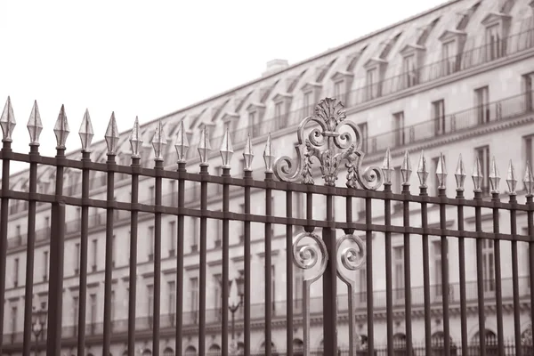Paris Building — Stock Photo, Image
