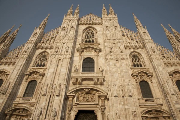 Duomo Cathedral Church em Milão, Itália — Fotografia de Stock
