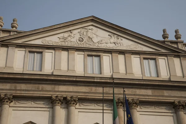Fachada Principal Teatro Scala Milão Itália — Fotografia de Stock