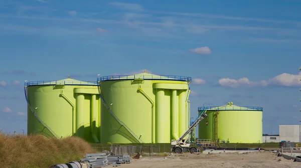Groene silo 's — Stockfoto