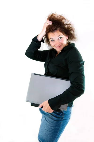 Jovem mulher com laptop. — Fotografia de Stock