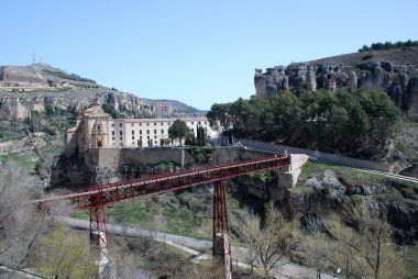 Saint paul manastır ve köprü facinating doğal peyzaj içinde