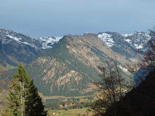 sonbaharda Alpler, Almanya için güzel manzara ile