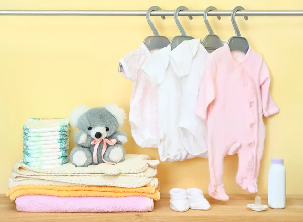 Clothes and accessories for newborn — Stock Photo, Image