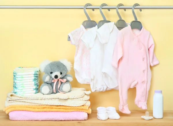 Oblečení a doplňky pro novorozence Royalty Free Stock Obrázky