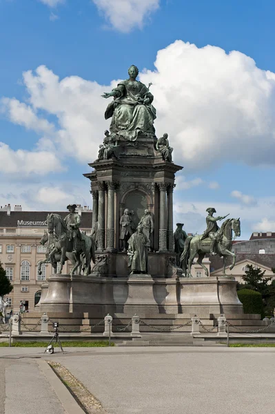 Estátua de Maria Theresia — Fotografia de Stock