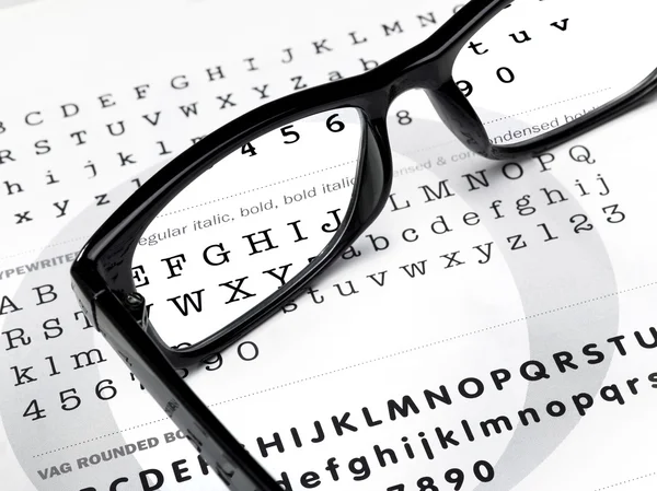 Óculos de ampliação — Fotografia de Stock
