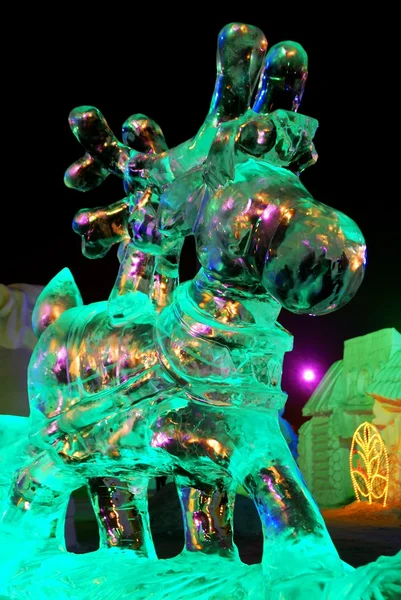 Escultura de hielo de un ciervo Imagen De Stock