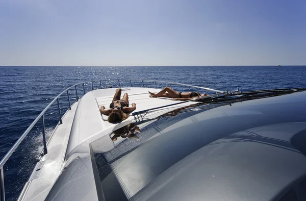 Włochy, lazio, tirrenian morze, jacht luksus — Zdjęcie stockowe