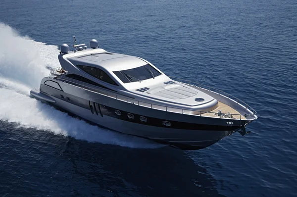 Olaszország, lazio, tirrenian tengeri, légi felvétel a luxus yacht — Stock Fotó