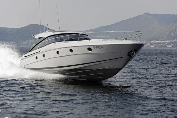 Italia, Napoli, Aqua 54 'yacht di lusso — Foto Stock