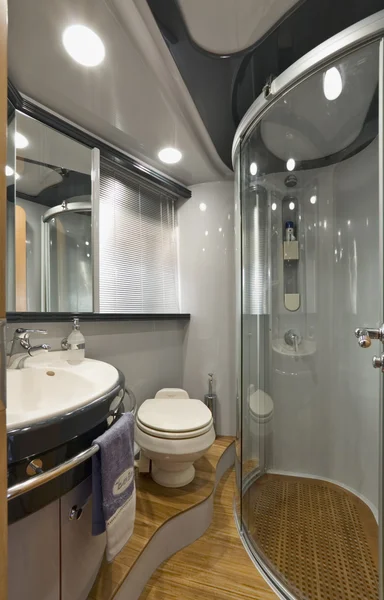 이탈리아, 나폴리, 아쿠아 54' 호화 요트, 마스터 욕실 — 스톡 사진