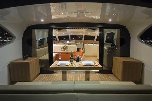 France, Cannes, luxury yacht Continental 80, dinette — Stock Photo, Image