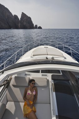 Fransa, Korsika, lüks yat, azimut atlantis 50, yemek
