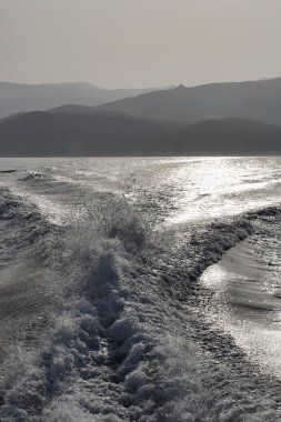 Fransa, Korsika, Kuzey doğu sahilini denizden görünüm