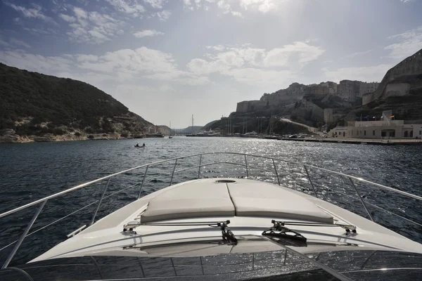 France, Corsica, Bonifacio port entrance, luxury yacht — Stock Photo, Image