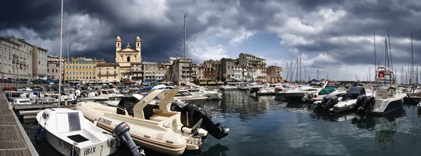 Francie, Korsika, bastia, panoramatický výhled na přístav a město — Stock fotografie