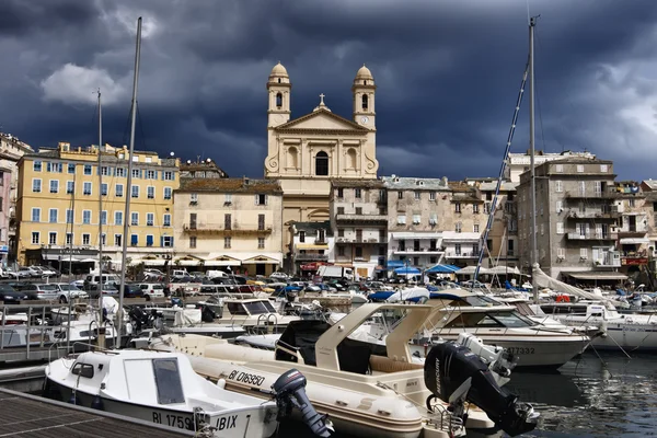 Frankrijk, corsica, bastia, uitzicht op de haven en de stad — Stockfoto