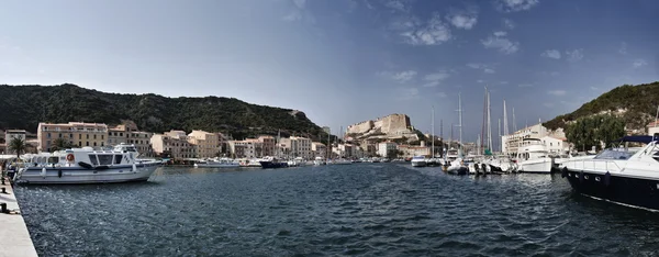 Francia, Córcega, Bonifacio, vista panorámica del puerto — Foto de Stock