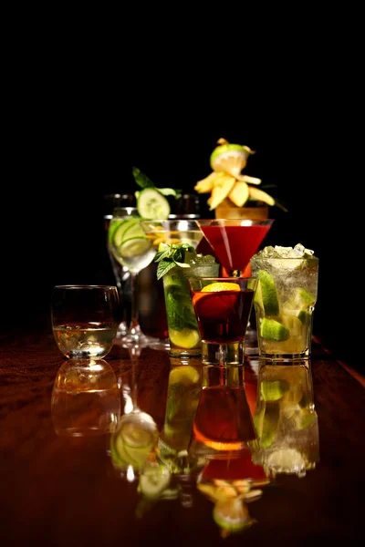 Drycker på baren — Stockfoto