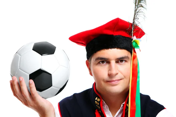 サッカーと伝統的な服でポーランド人 — ストック写真