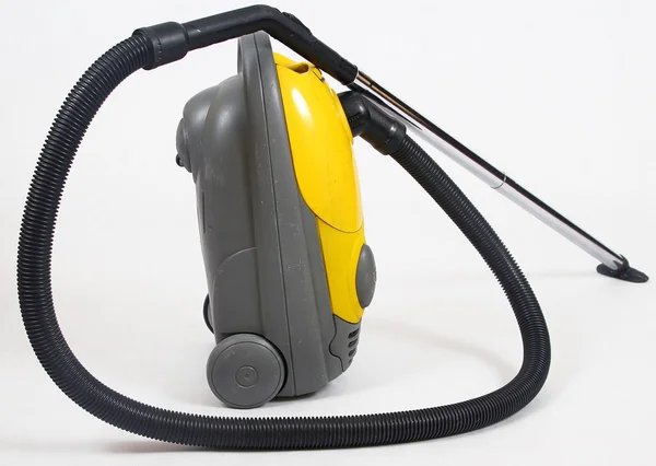 黄色的真空吸尘器 — 图库照片