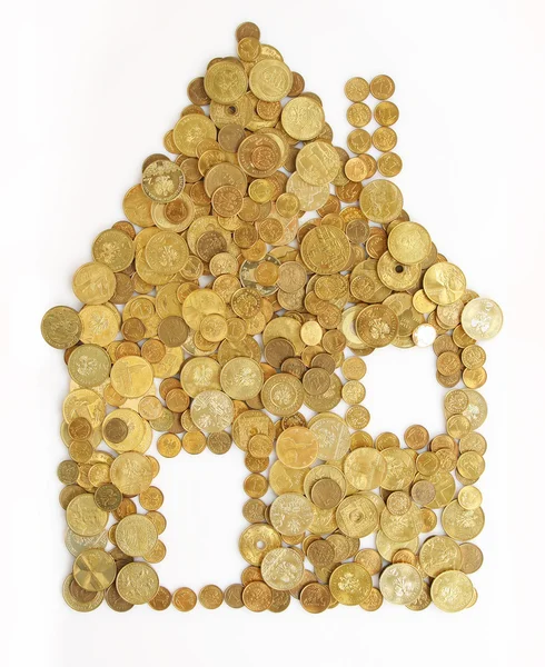Μικρό Σπίτι Φτιαγμένο Από Χρυσά Νομίσματα — Φωτογραφία Αρχείου