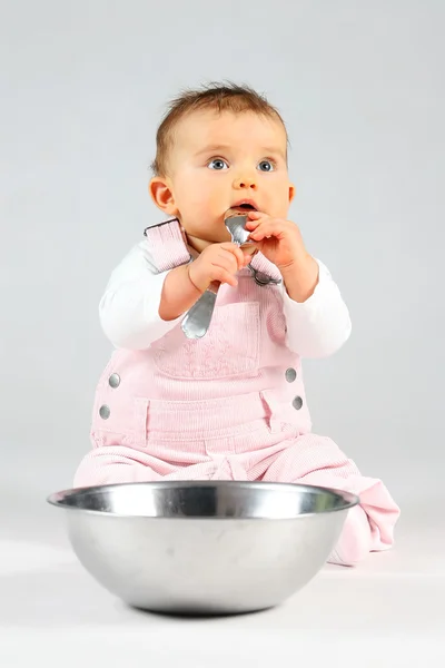 Bebé Pequeño Está Sentado Con Tazón Cuchara —  Fotos de Stock