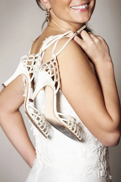 Bruid en schoenen — Stockfoto