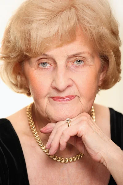 Beautiful senior lady — Stock Photo, Image