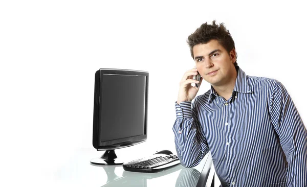 Una Foto Joven Empresario Hablando Por Teléfono Oficina — Foto de Stock