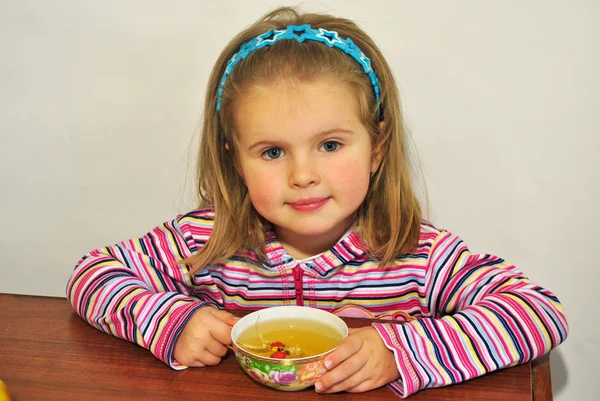 Child Drinks Grassy Tea Useful Health — Stock Photo, Image