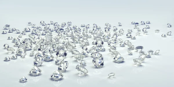 Diamantenjuwel isoliert — Stockfoto