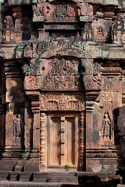 Храм Бантей-Срей-Ангкор-Ват, Камбоджа — стоковое фото