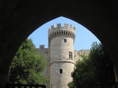 bir ortaçağ kalesi Rodos kulesi. Yunanistan.