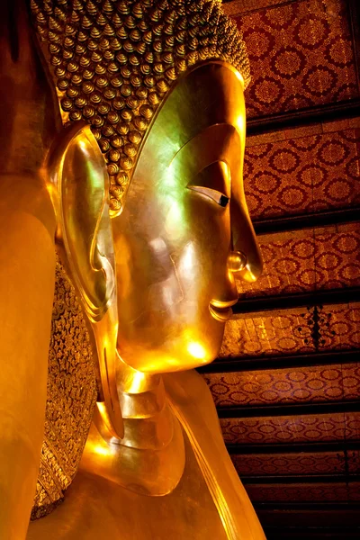 Buda Reclinação - Tailândia — Fotografia de Stock