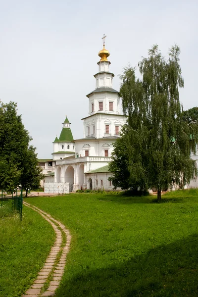 新しいエルサレムの修道院 - ロシアでタワーします。 — ストック写真