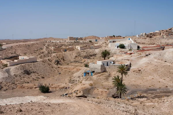 Troglodytic wieś w pustyni sahara — Zdjęcie stockowe
