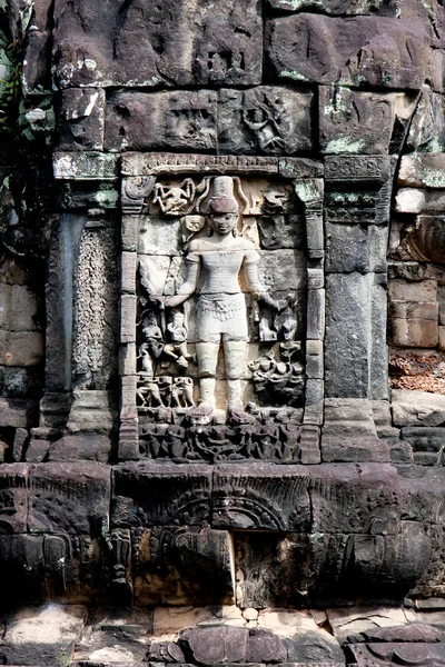 Socha carving na mandapa, neak ské, Kambodža — Stock fotografie