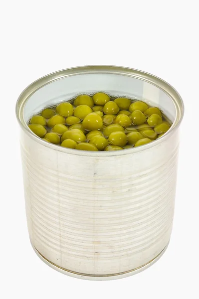 打开的罐头用豌豆在白色背景. 图库图片