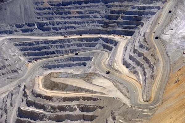 Yakın çekim bakır maden açık kuyu kazı Telifsiz Stok Imajlar